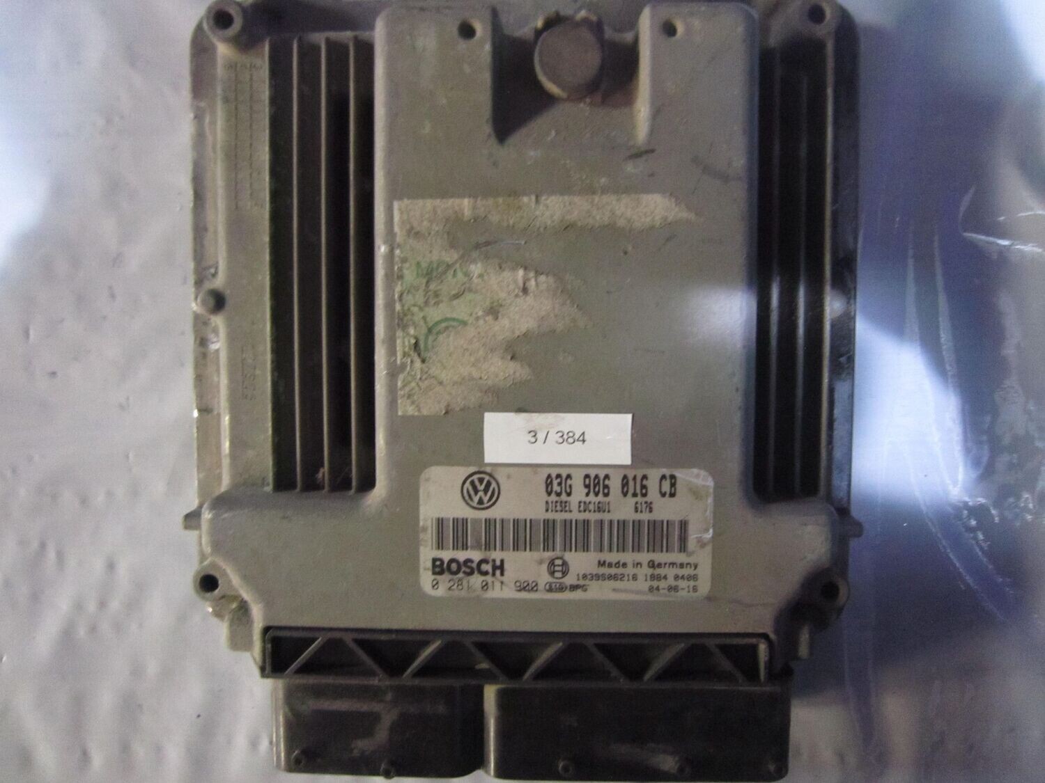3-384 Centralina Motore Bosch 0 281 011 900 0281011900 03G 906 016 CB 1039S06216 EDC16U1  VOLKSWAGEN DIESEL GOLF