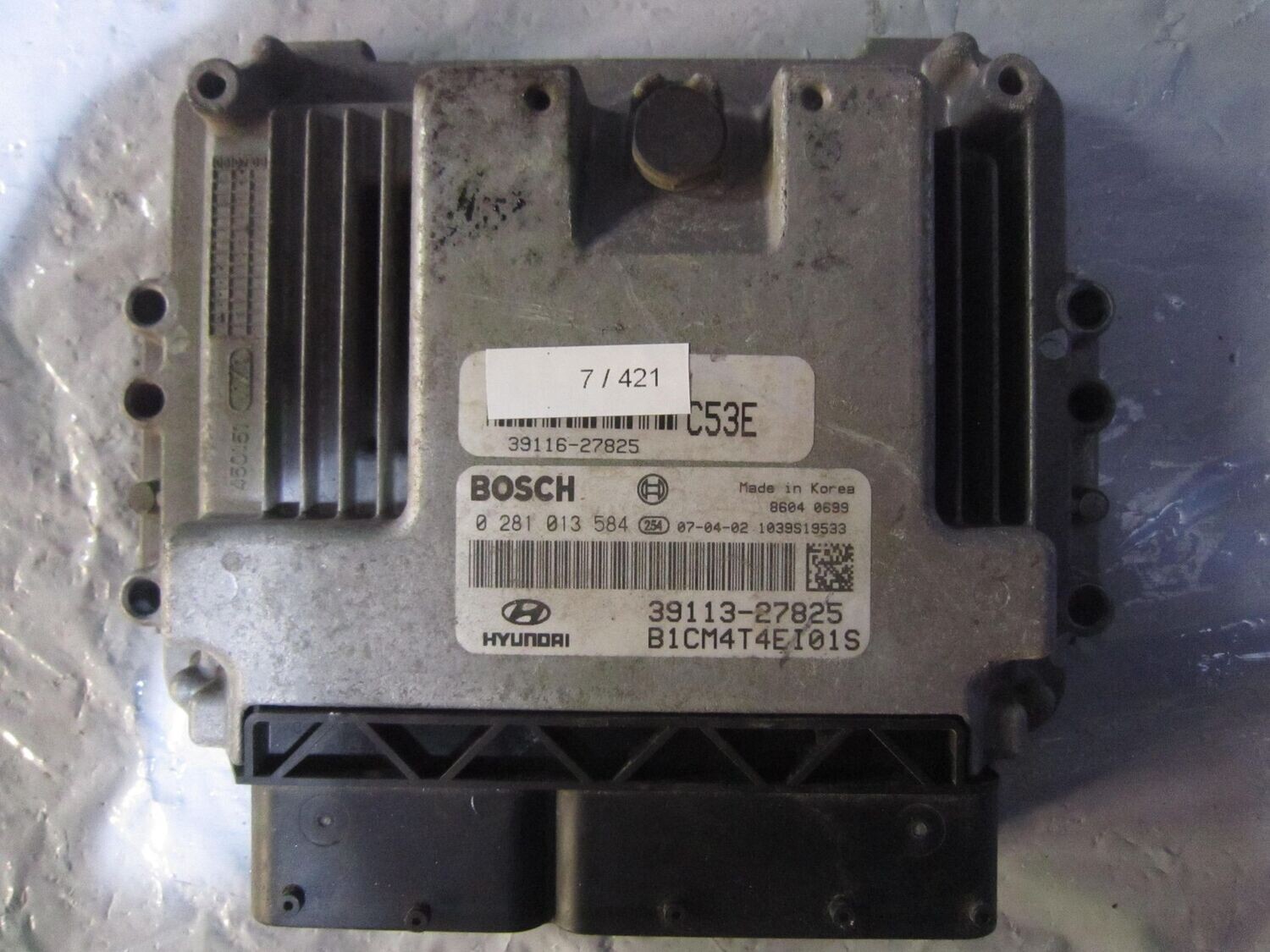 7-421 Centralina Motore Bosch 0 281 013 584 0281013584 39113-27825 1039S19533   HYUNDAI DIESEL SANTA FE