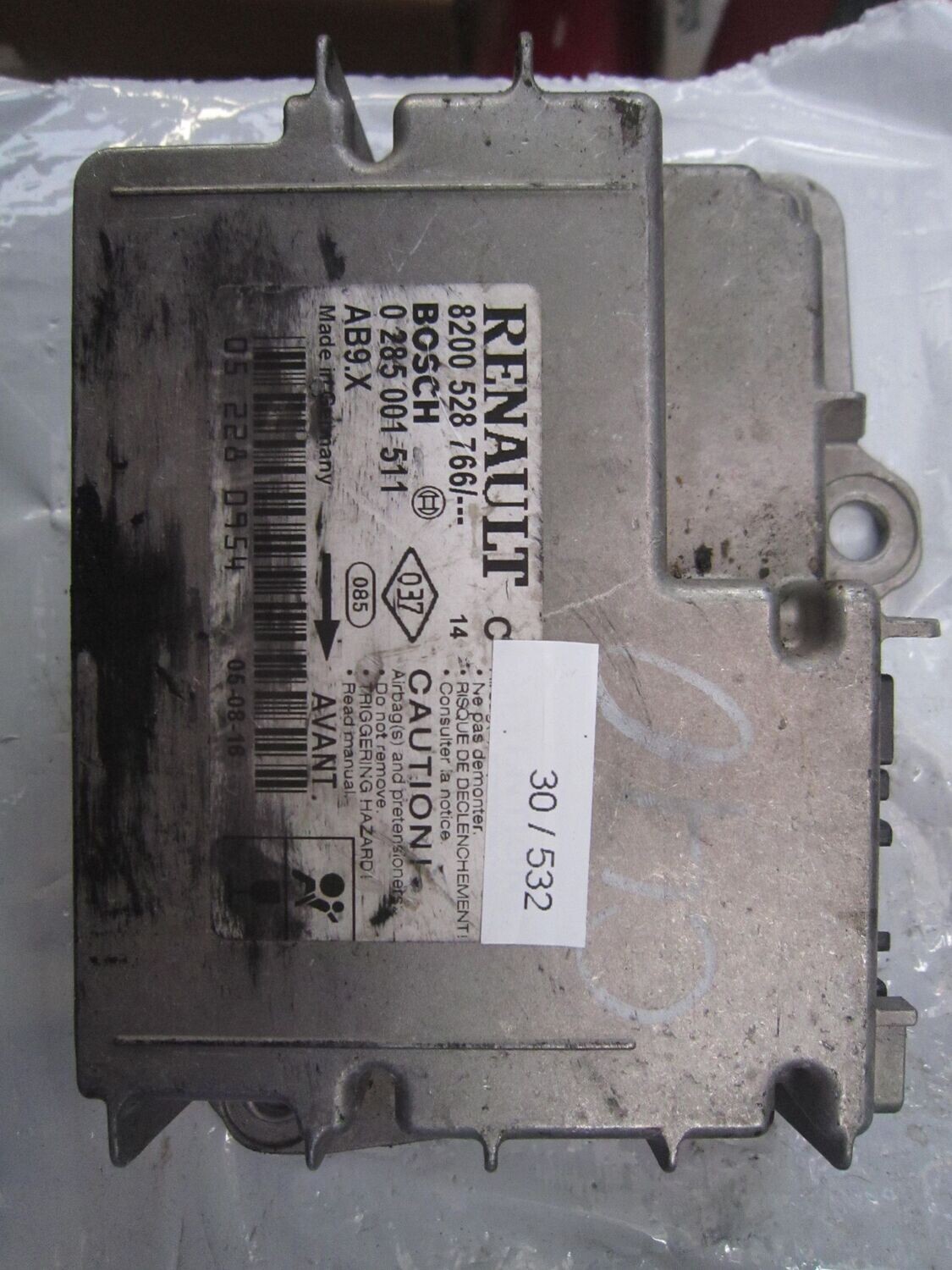 30-532 Centralina Airbag Bosch 0 285 001 511 0285001511 8200 528 766 AB9.X   RENAULT  CLIO