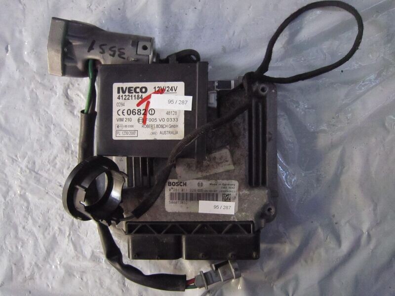95-287 Kit Motore Iveco 0 281 011 228 0281011228 504073032 EDC16 C8 41221184  F005 V0 0333 7732 IVECO DIESEL DAILY