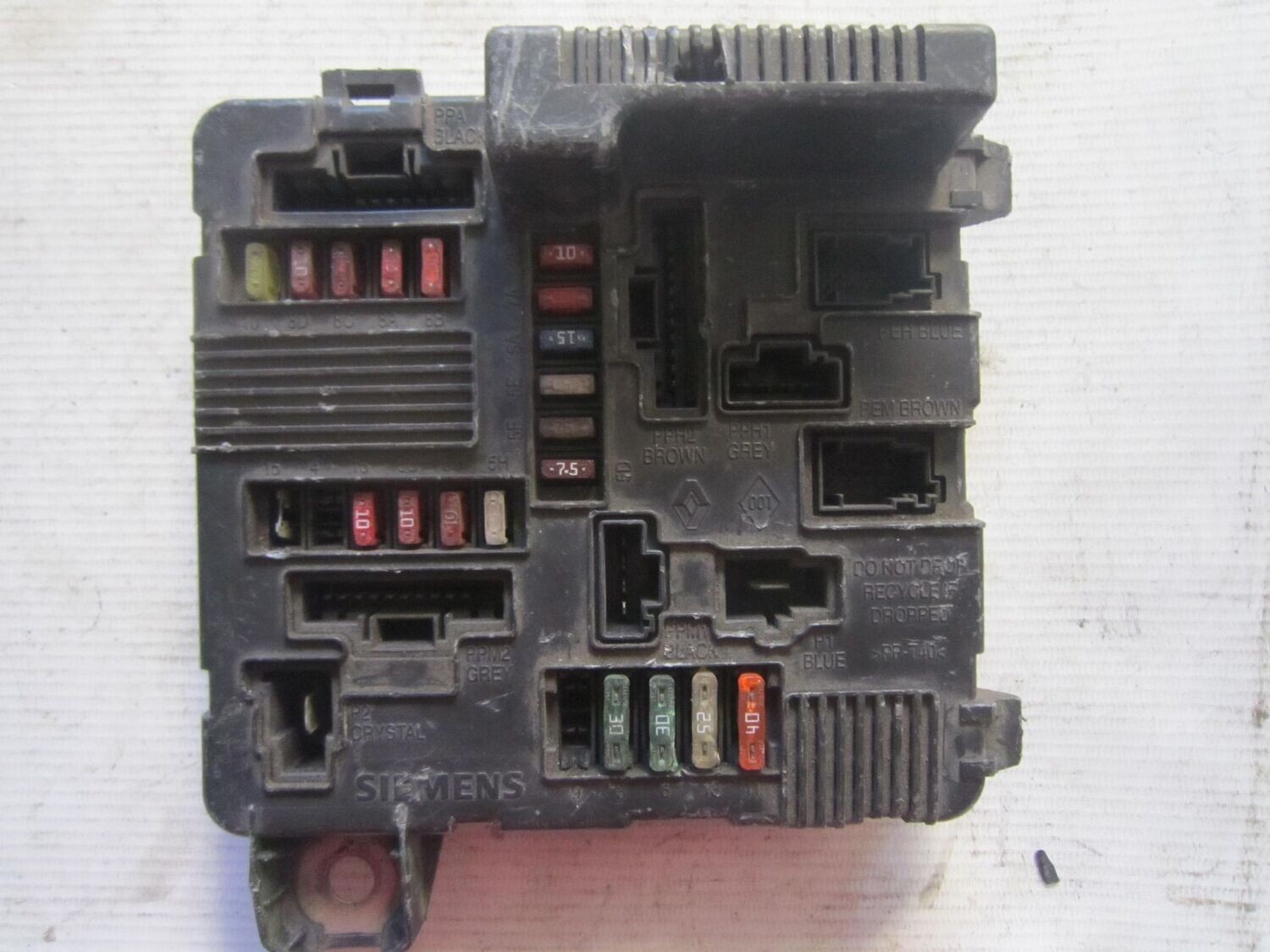 50-222 Body Computer Siemens S118399300 J S118399300J 8200306033A UPC X84 N3   RENAULT DIESEL MEGANE_SCENIC