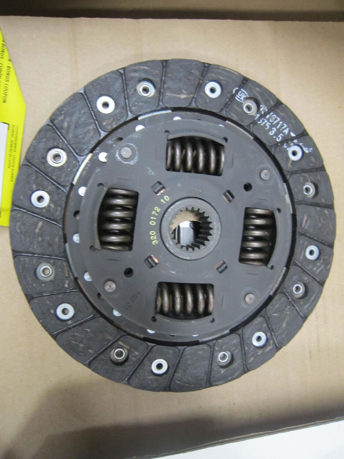 44-17 Kit Frizione Luk 620 3047 60 620304760 826622    TOYOTA  YARIS