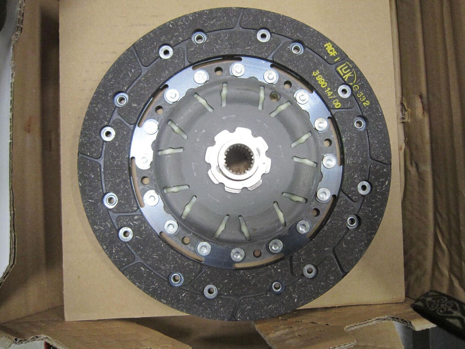 44-25 Kit Frizione Luk 622 3135 090 6223135090 828406    FIAT  PUNTO