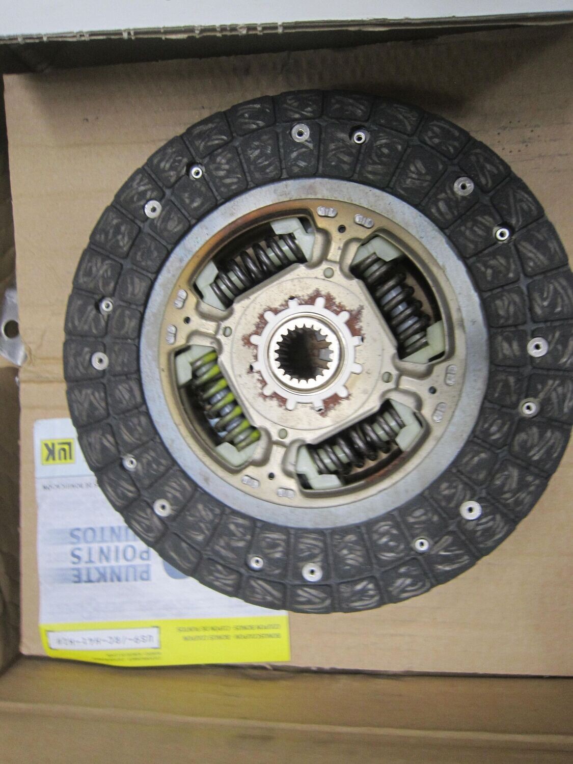 44-28 Kit Frizione Luk 622 3220 33 622322033 828406    TOYOTA  YARIS