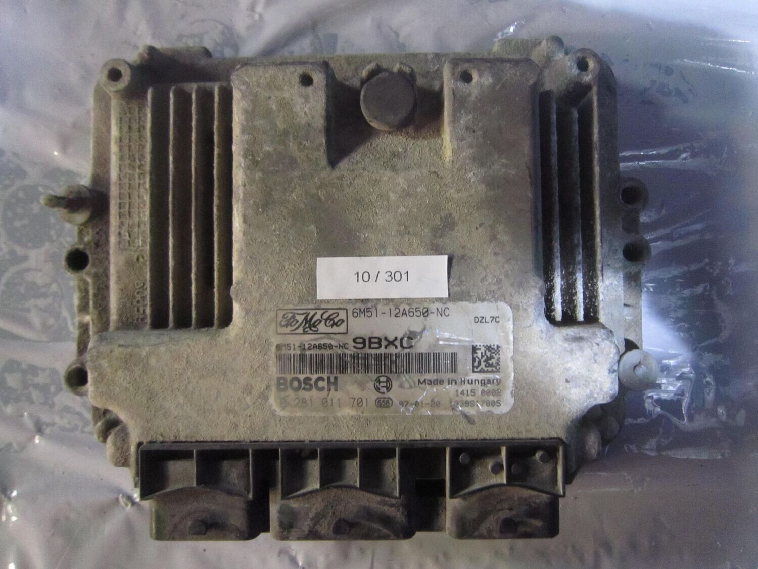10-301 Centralina Motore Bosch 0 281 011 701 0281011701 8M51-12A650-NC 1039S17805 9BXC  FORD DIESEL FOCUS