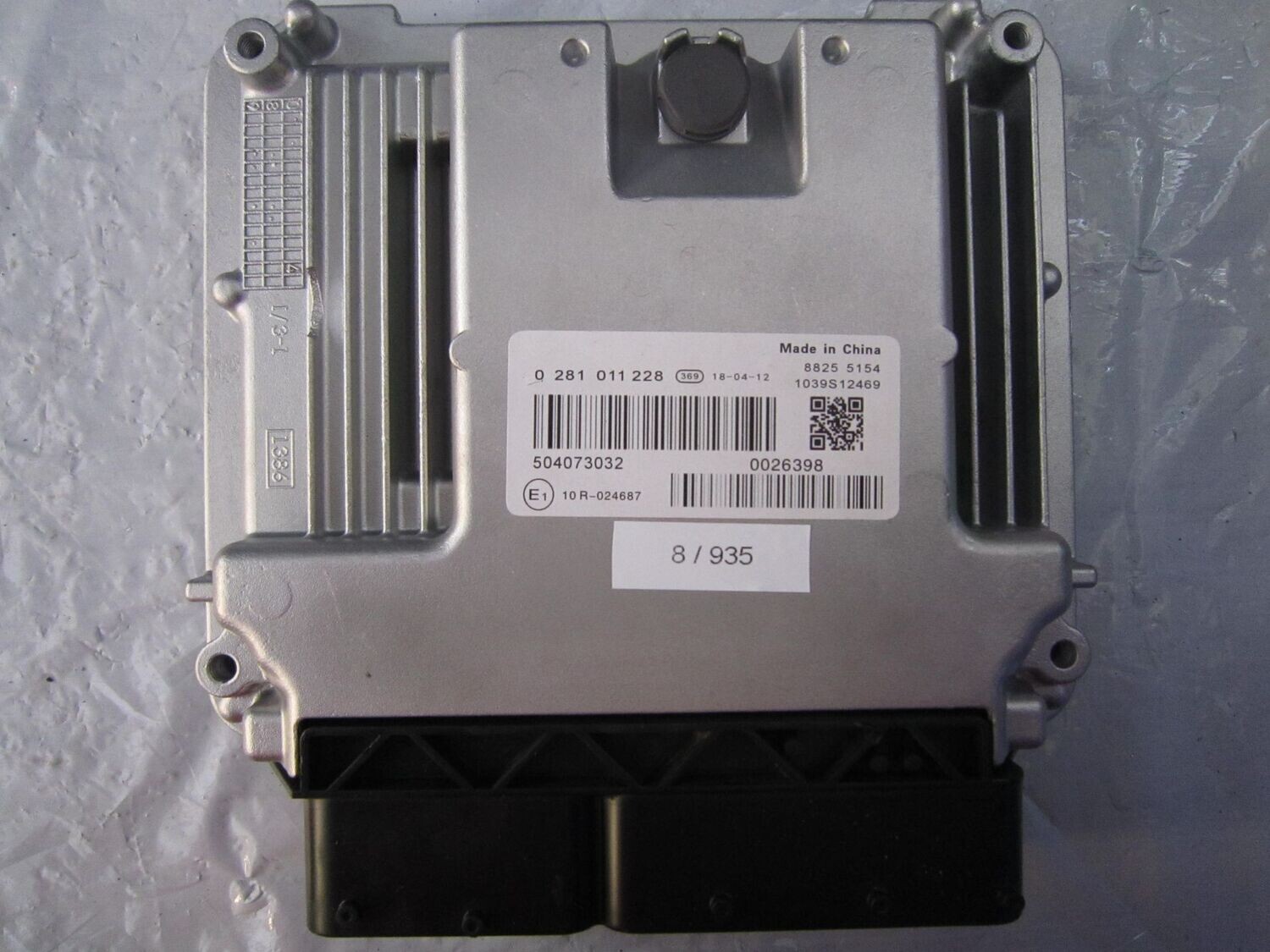 8-935 Centralina Motore Bosch 0 281 011 228 0281011228 504073032 1039s12469    IVECO DIESEL DAILY