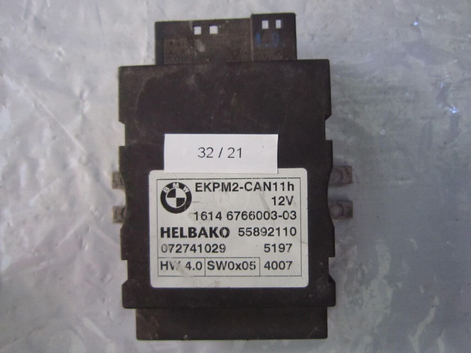32-21 Centralina Pompa Alimentazione Helbako EKPM2-CAN11H EKPM2CAN11H 55892110 072741029 HW: 4.0 SW: 0X05 BMW Diesel SERIE X