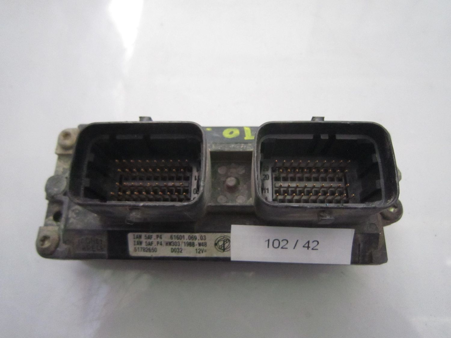102-42 Centralina Motore Magneti Marelli IAW 5AF.P4 IAW5AF.P4 61601.069.03 D032 51782650 HW303/19BB-W48 FIAT BENZINA PUNTO