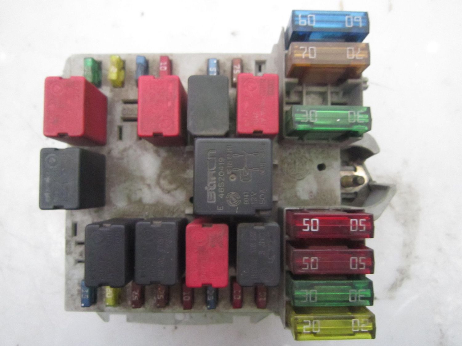 60-181 Scatola Fusibili Alfa Romeo / Fiat / Lancia 51759555       ALFA ROMEO / FIAT / LANCIA Diesel STILO