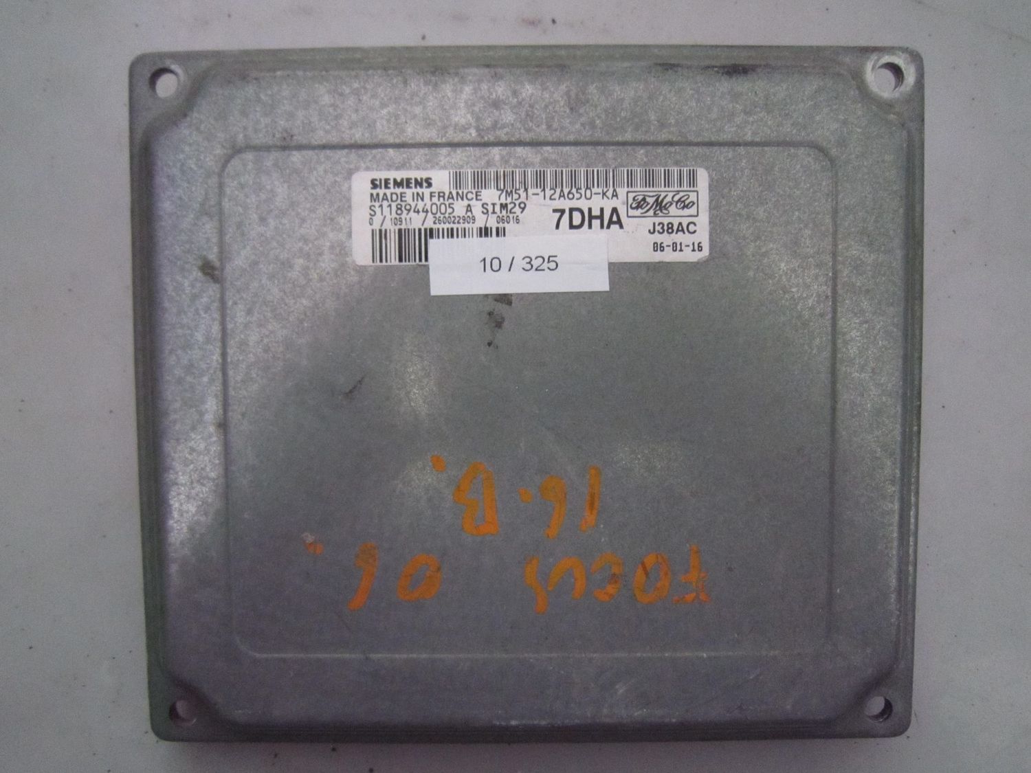 10-325 Centralina Motore Siemens S118944005 A S118944005A 7M51-12A650-KA SIM 29 7DHA J38AC FORD BENZINA FOCUS