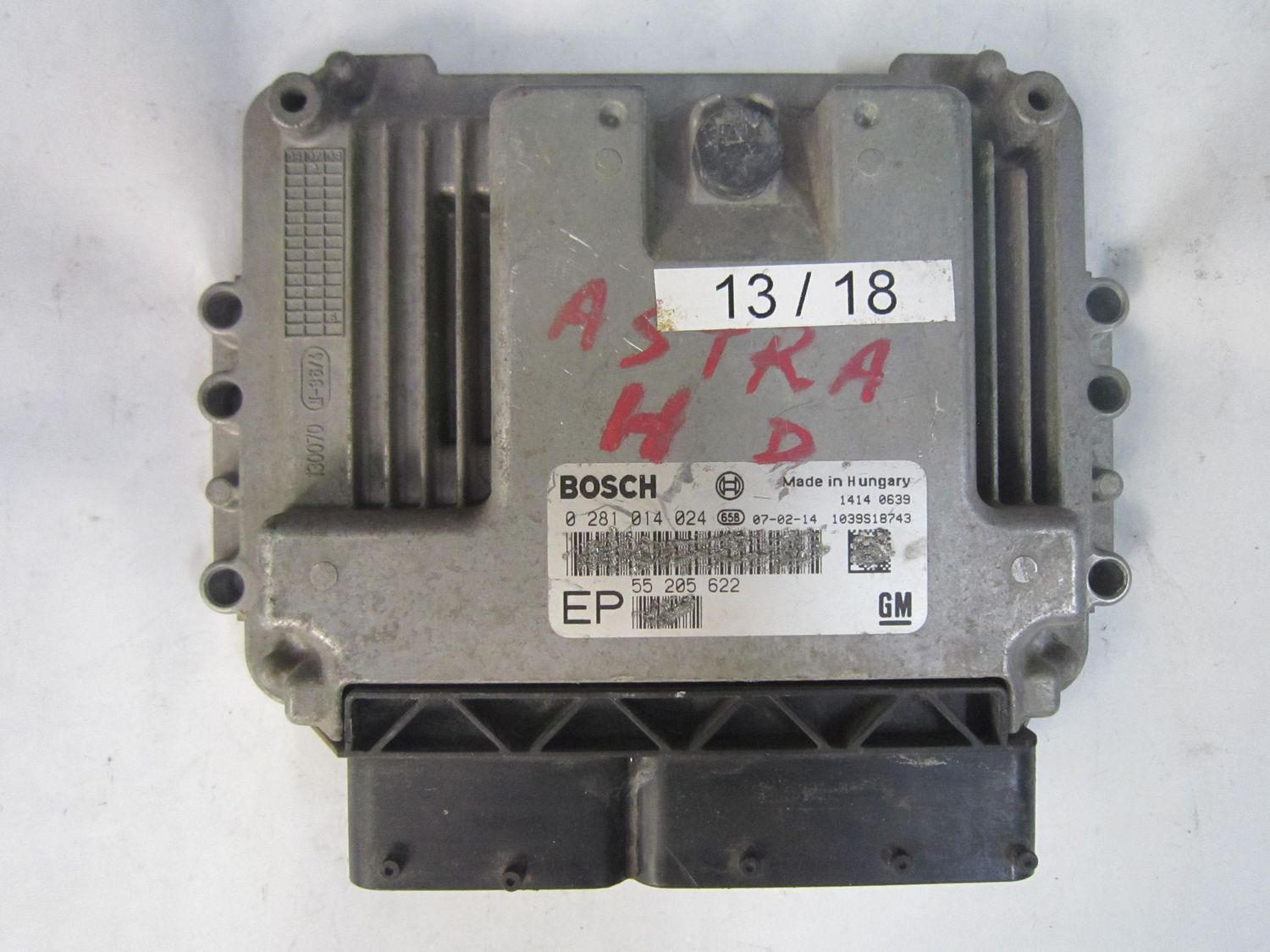 13-18 Centralina Motore Bosch 0 281 014 024 0281014024 55 205 622 1039S18743   OPEL DIESEL ZAFIRA