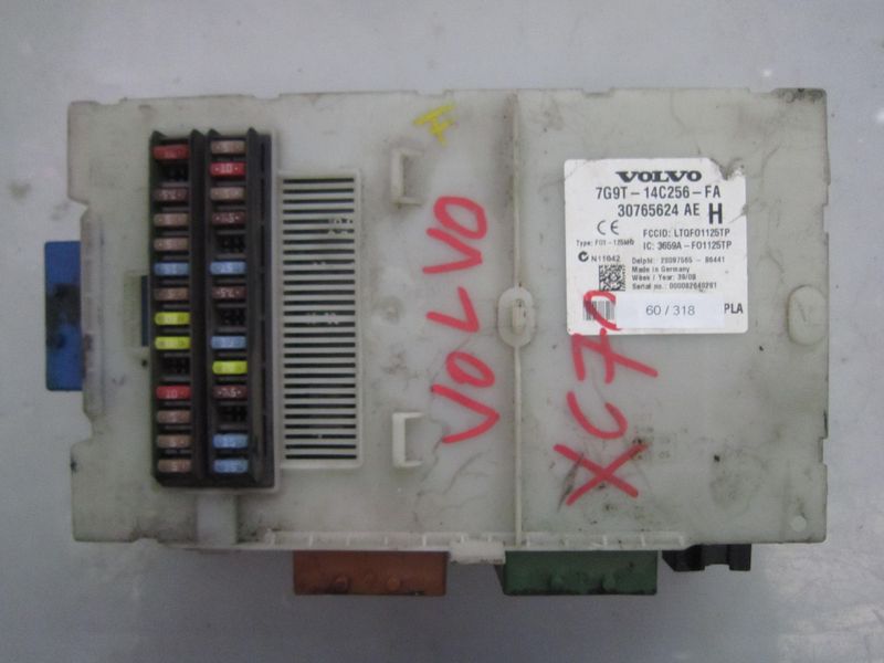 60-318 Scatola Fusibili Delphi 7G9T-14C256-FA 7G9T14C256FA 30765624 AE 3659A-F01125TP   VOLVO Diesel XC 70
