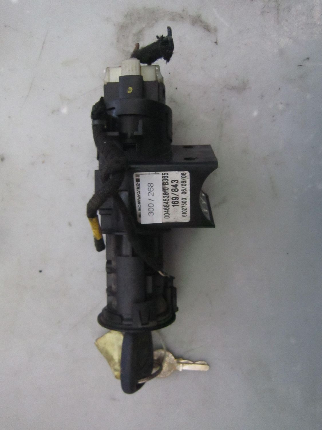 300-268 Blocchetto Accensione Alfa Romeo / Fiat / Lancia 00468453610   169/843 61027500   FIAT  PANDA