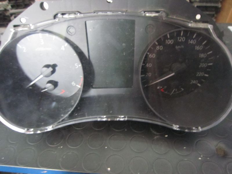 40-355 Quadro Strumenti / Contachilometri Nissan 4EL2A/E1GU 4EL2AE1GU TYPE 950B TYPE950B Diesel QASHQAI