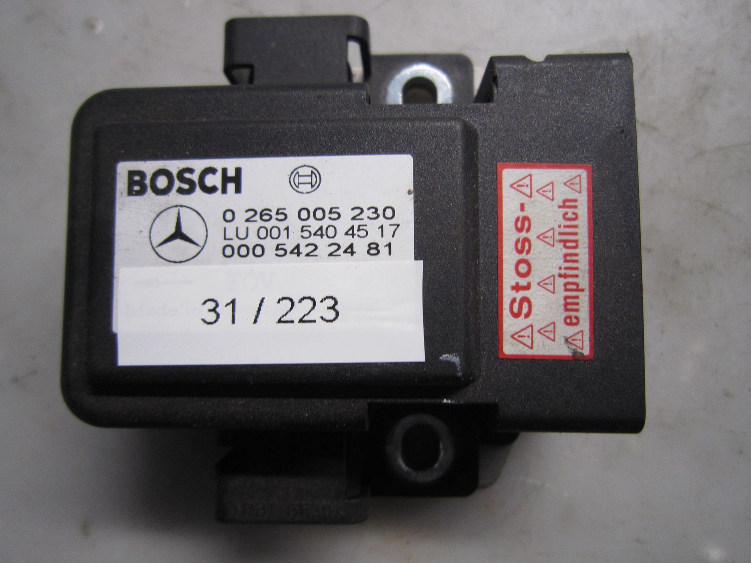 31-223 Sensore Antimbardata Bosch 0 265 005 230 0265005230 000 542 24 81    MERCEDES  CLASSE E