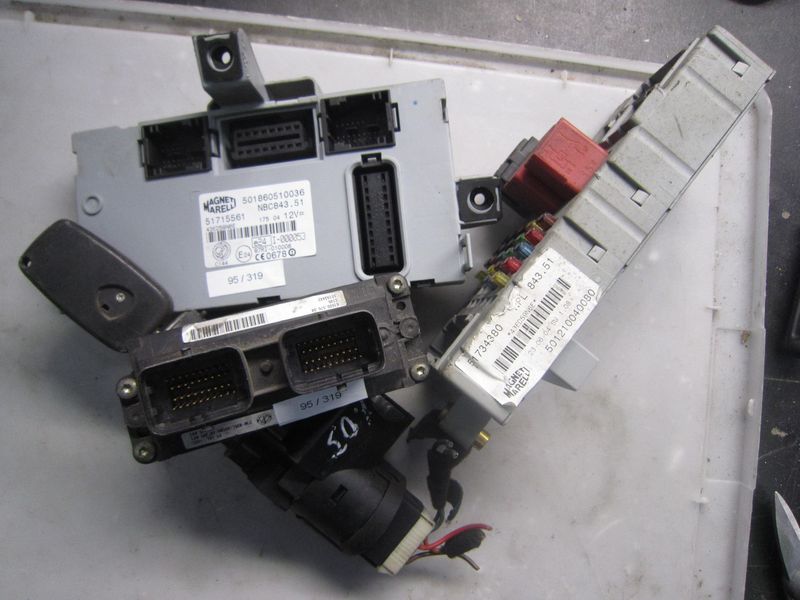 95-319 Kit Motore Alfa Romeo / Fiat / Lancia  IAW 5AF.NY  55193442 51715561  501860510036 NBC843.51   00468453610 HW306/19CB-WC3 LANCIA Benzina Ypsilon