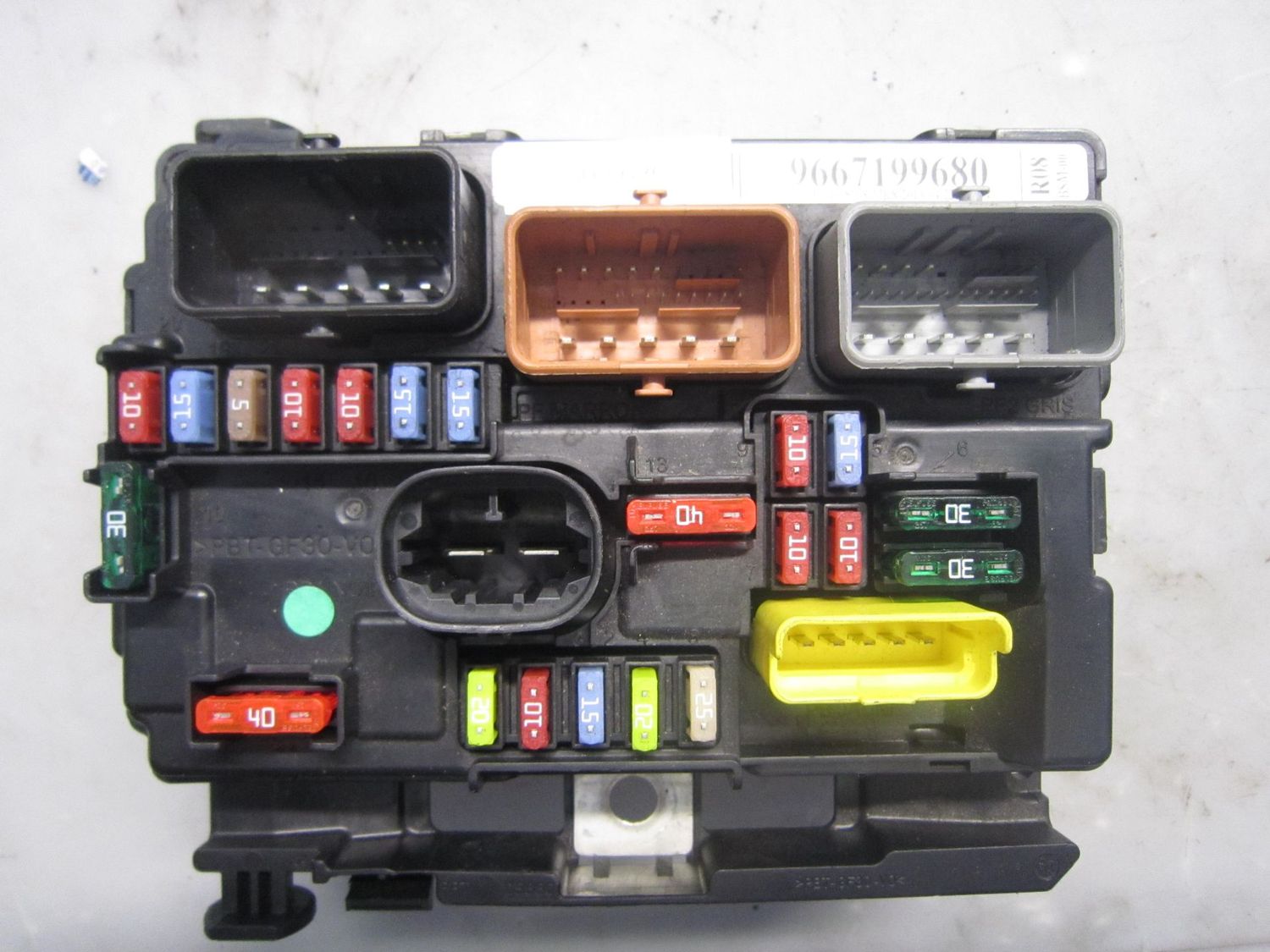 50-636 Body Computer Valeo 9667199680   BSM-R08-00 HW : 10 SW8  CITROEN / PEUGEOT  Varie