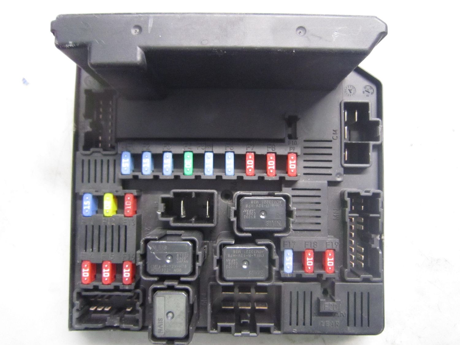 60-293 Scatola Fusibili Nissan 284B7   A286 519136329    NISSAN  QASHQAI