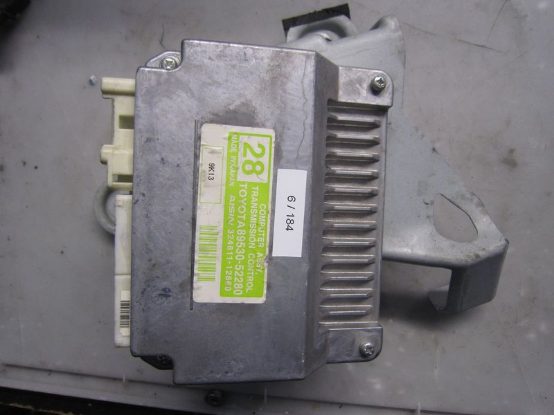6-184 Centralina Cambio Automatico Aisin aw co.LTD 89530-52280 8953052280 324811-12860 28   TOYOTA  YARIS