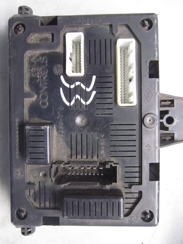 50-644 Body Computer Johnson Controls 8200343733   21677736-5G BCM L2R C V12.08  RENAULT Benzina Clio