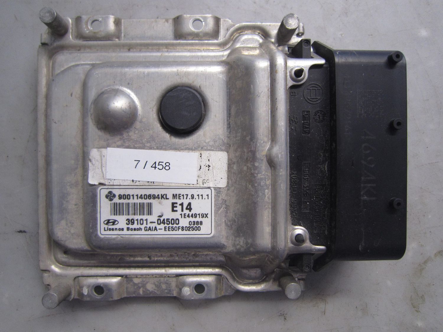 7-458 Centralina Motore Bosch 39101-04500 3910104500 9001140694KL ME17.9.11.1 E14  HYUNDAI Benzina I 10