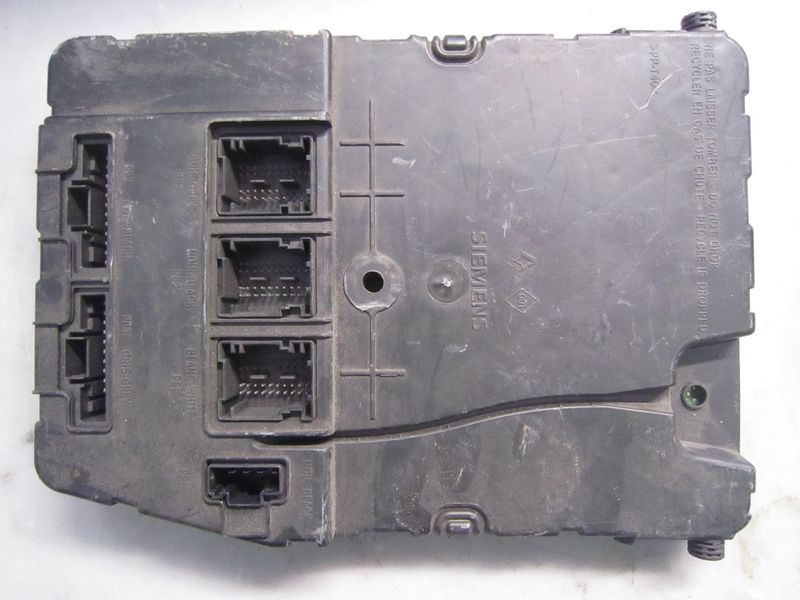 50-651 Body Computer Siemens 8200433198   S118400260 UCH N3 LIGHT INT   RENAULT Diesel MEGANE_SCENIC