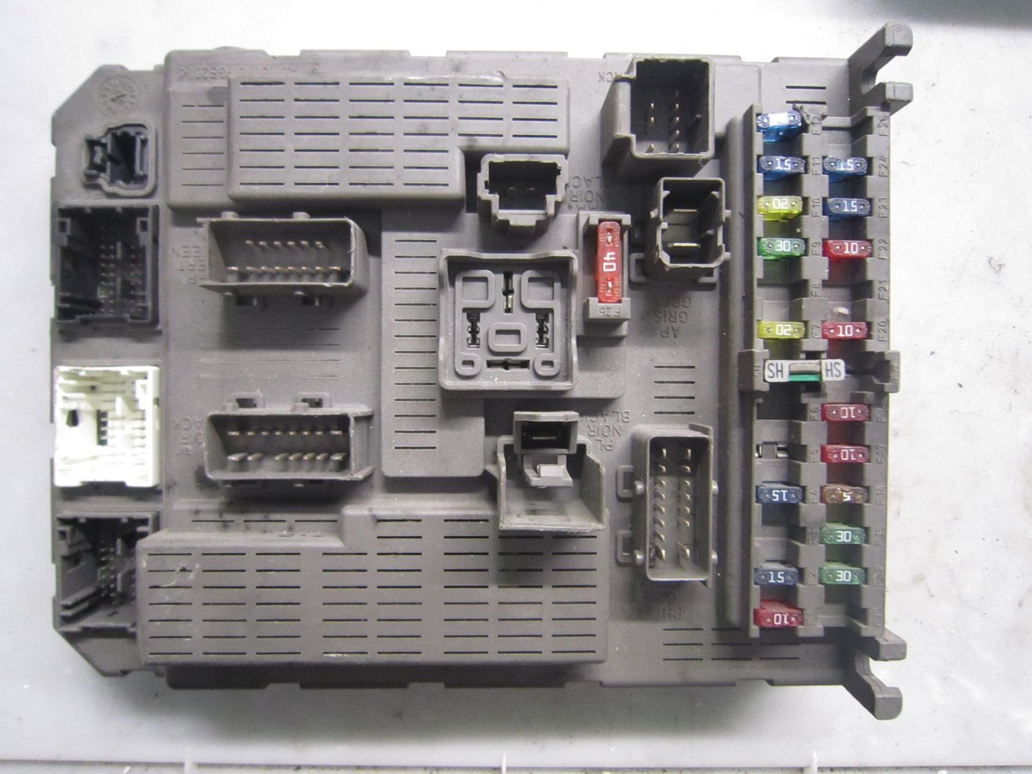 50-661 Body Computer Lear 9646907380   BSI V03-00     PEUGEOT Diesel 807