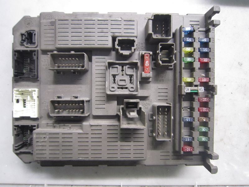 50-661 Body Computer Lear 9646907380   BSI V03-00     PEUGEOT Diesel 807