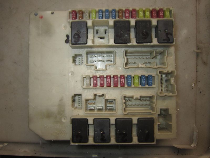 60-341 Scatola Fusibili Renault 23332930        RENAULT Diesel MODUS