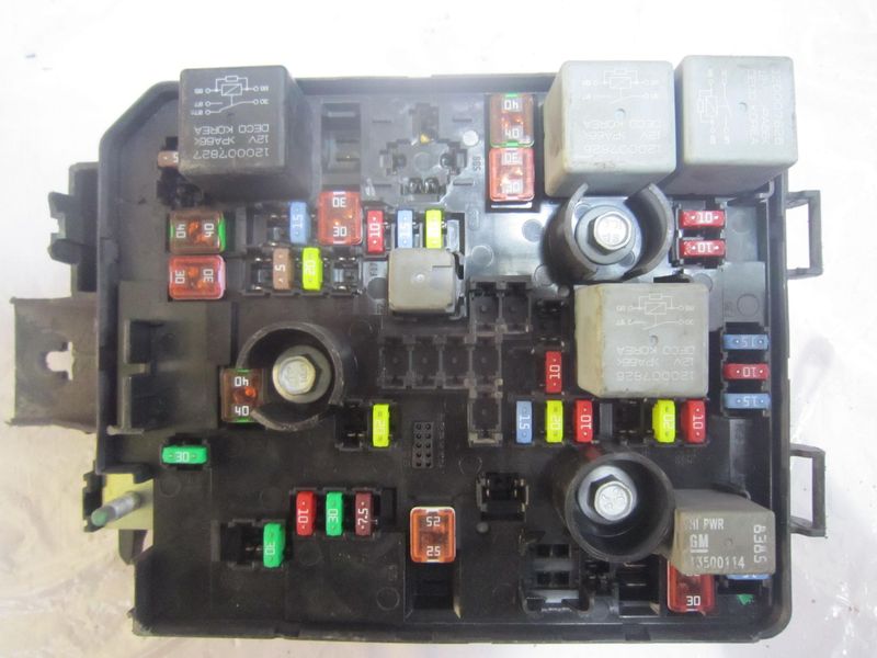 60-140 Scatola Fusibili Opel 39036044       OPEL  Corsa