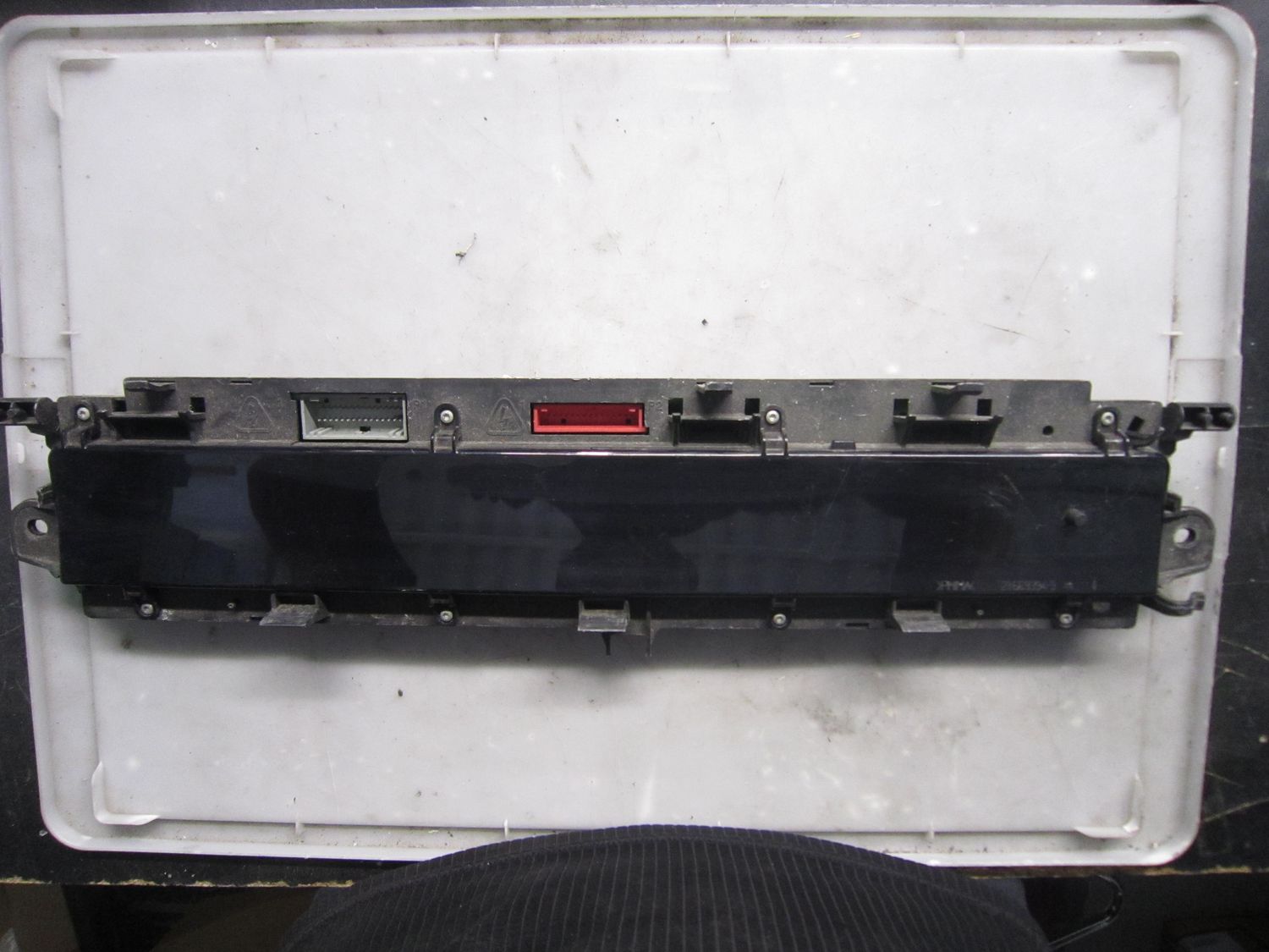 40-499 Quadro Strumenti / Contachilometri Johnson Controls P8200 107 954 C P8200107954C 21668940-8    RENAULT  SCENIC
