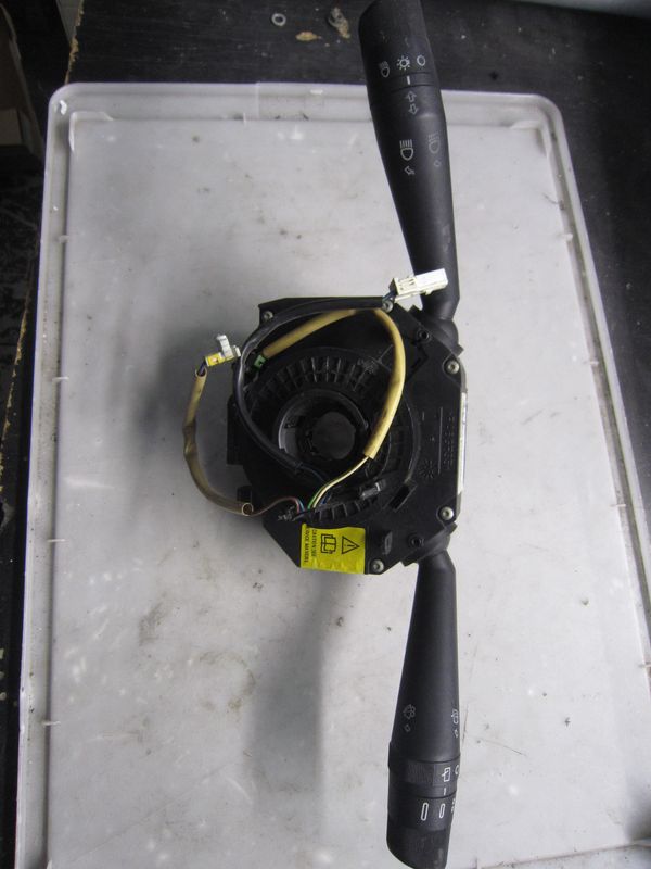 300-276 Comando Luci Devioluci Frecce Tergi Cruise Valeo 7354719340   479 457 095 R    FIAT  PUNTO