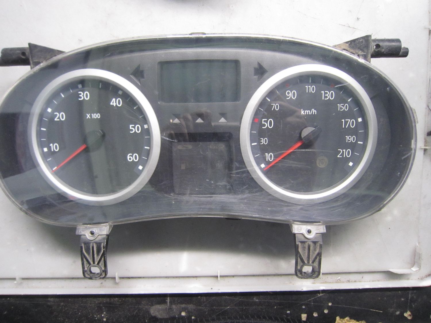 40-506 Quadro Strumenti / Contachilometri Johnson Controls P8200961825-C P8200961825C 21670916-4    RENAULT Diesel TRAFIC