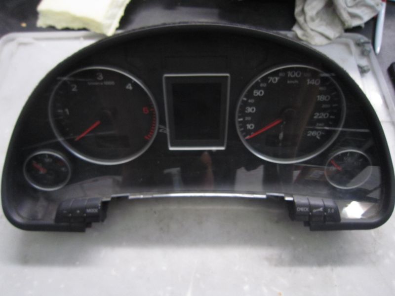 40-513 Quadro Strumenti / Contachilometri Bosch 1 036 901 830 1036901830       AUDI Diesel A 4