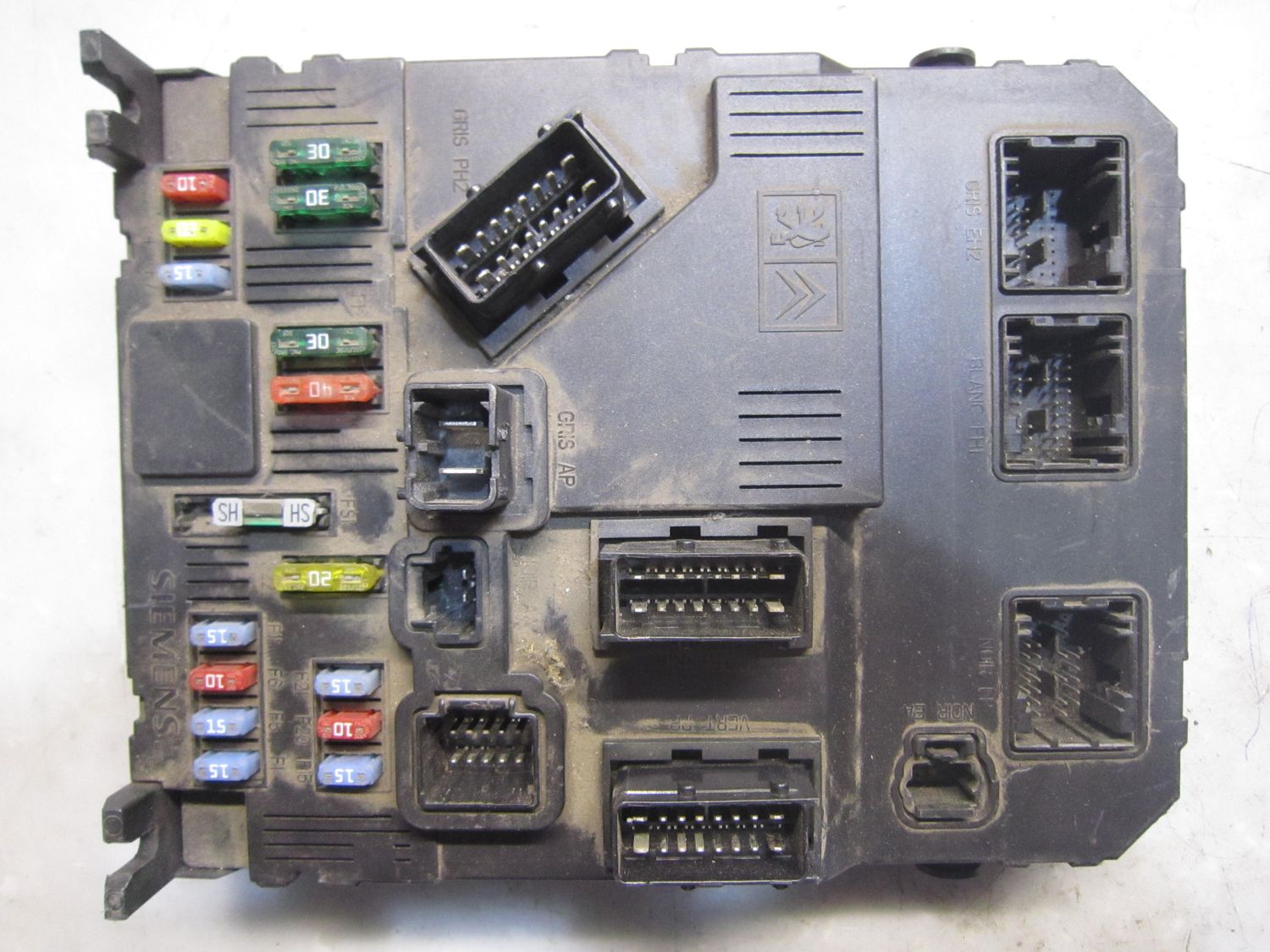50-675 Body Computer Siemens S118085200   BSI F02-00 9653667380    CITROEN  C 2