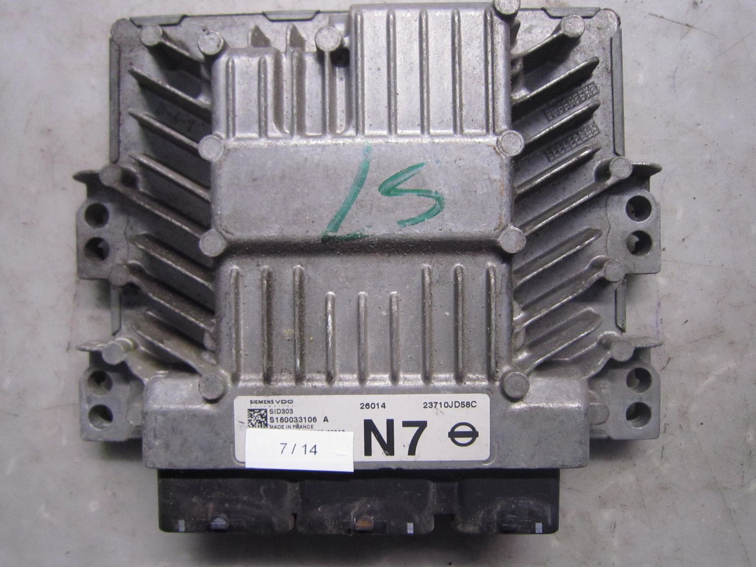 7-14 Centralina Motore Siemens S180033106 A S180033106A 23710JD58C  SID303  NISSAN Diesel Qashqai