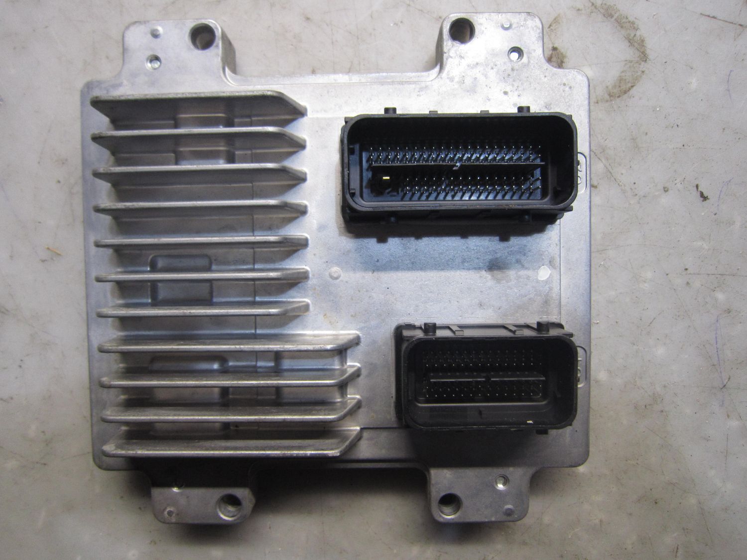 13-239 Centralina Motore Acdelco 12679198   12679199 ACB6  E83 OPEL Benzina Corsa