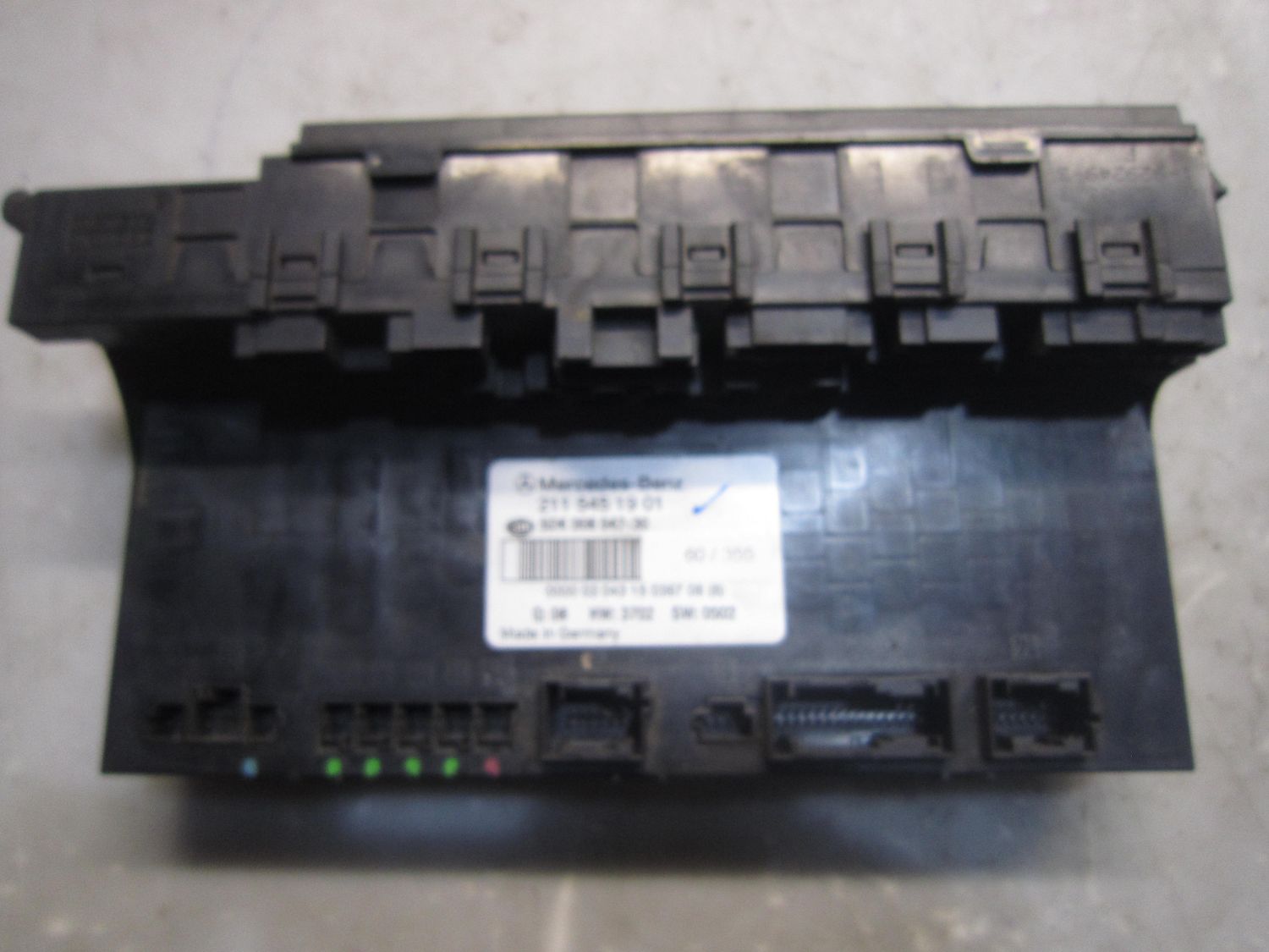 60-355 Scatola Fusibili Hella Kg 211 545 19 01 2115451901 5DK 008 047-30 Q: 08 HW: 3702 SW: 0502 MERCEDES  Classe E