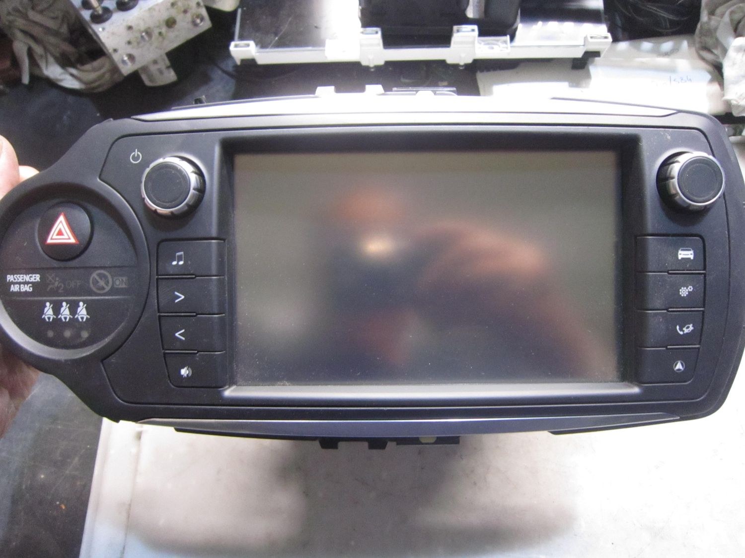 20-603 Schermo Radio / Display / Navigatore Fujitsu 86140-0D220 861400D220 138000-5020E101 FT0053B   TOYOTA  Yaris