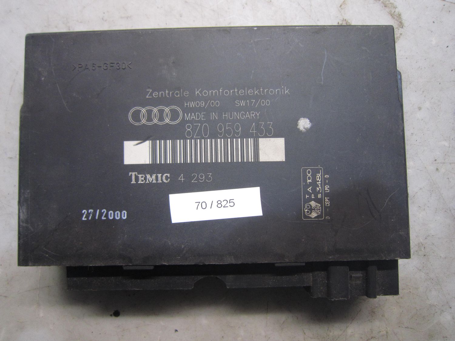 70-825 Centralina Modulo Confort Temic 8Z0 959 433 8Z0959433 4 293 HW: 09/00 SW : 17/00  AUDI  A 2