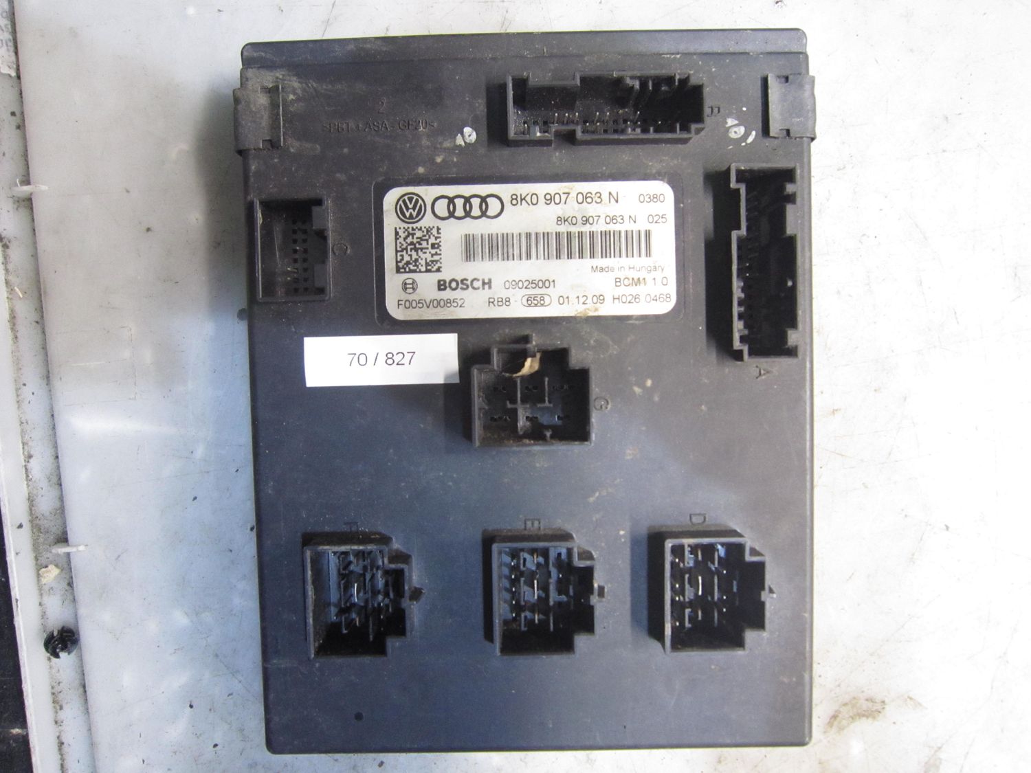 70-827 Centralina Modulo Confort Bosch 8K0 907 063 N 8K0907063N 09025001 BCM1.1.0 F005V00852  AUDI  Q 5