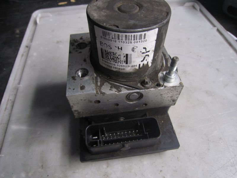 90-902 Pompa ABS Bosch 0 265 230 886 0265230886 51880816 0265951742   FIAT  500