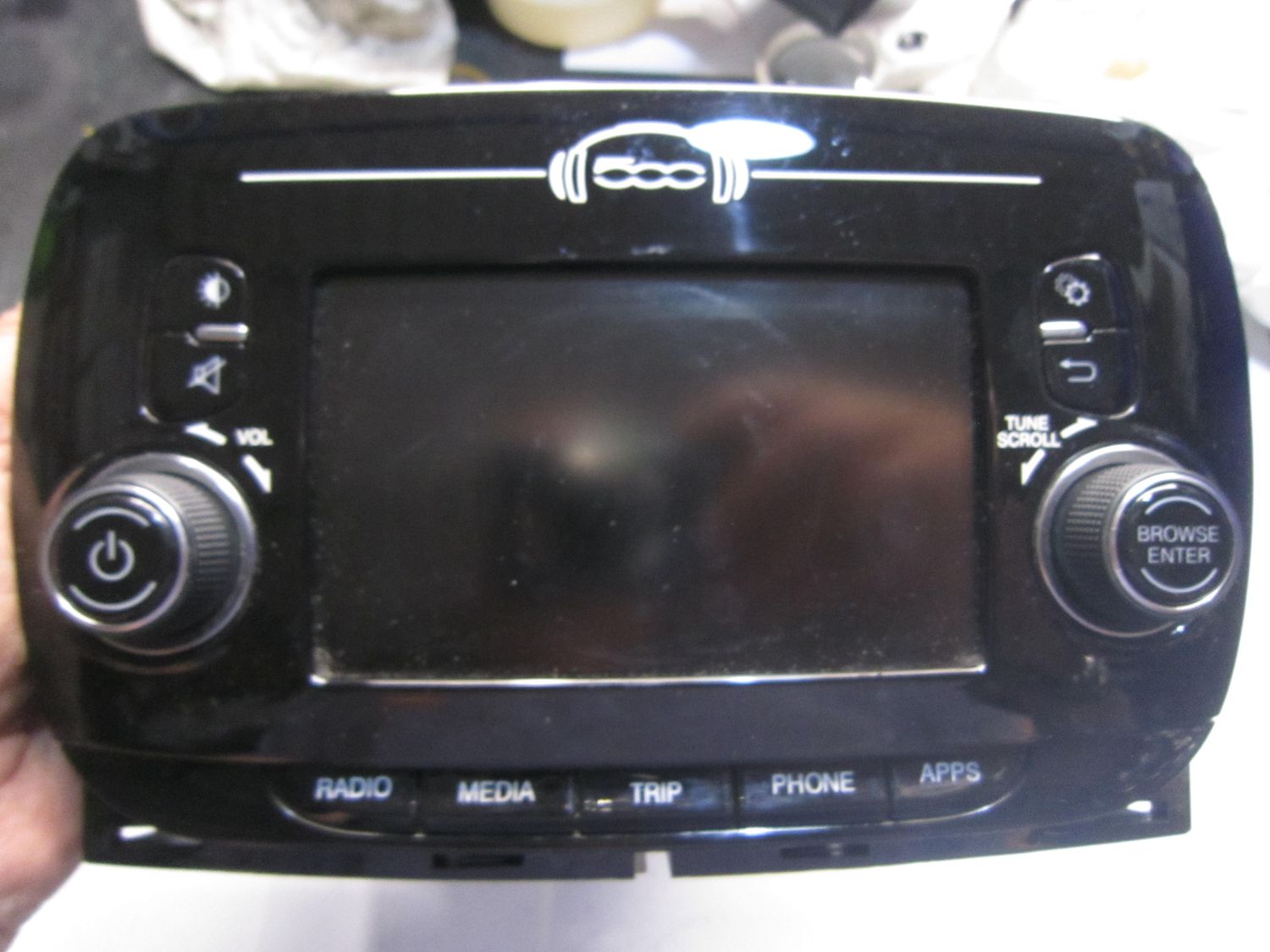 20-613 Autoradio Continental 07357104770   A2C83860805 07355944690   FIAT  500