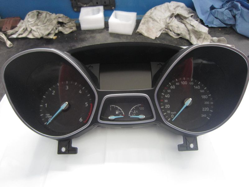 40-521 Quadro Strumenti / Contachilometri Ford GV4T-10849-LL GV4T10849LL C520 KPH DIESEL VPCL8F-10894-B   FORD Diesel KUGA