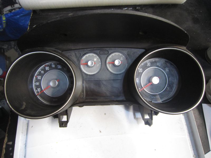 40-549 Quadro Strumenti / Contachilometri Alfa Romeo / Fiat / Lancia 51917423   5550030617    FIAT Benzina / Metano PUNTO