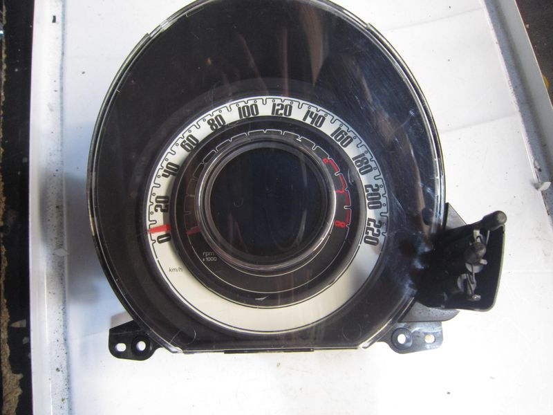 40-555 Quadro Strumenti / Contachilometri Alfa Romeo / Fiat / Lancia 5550021211   735471890    FIAT Benzina 500