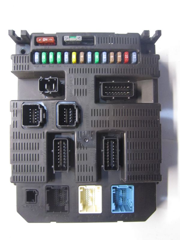 50-28 Body Computer Valeo 96 592 854 80 9659285480 BSI 2004 P07-00    PEUGEOT  207