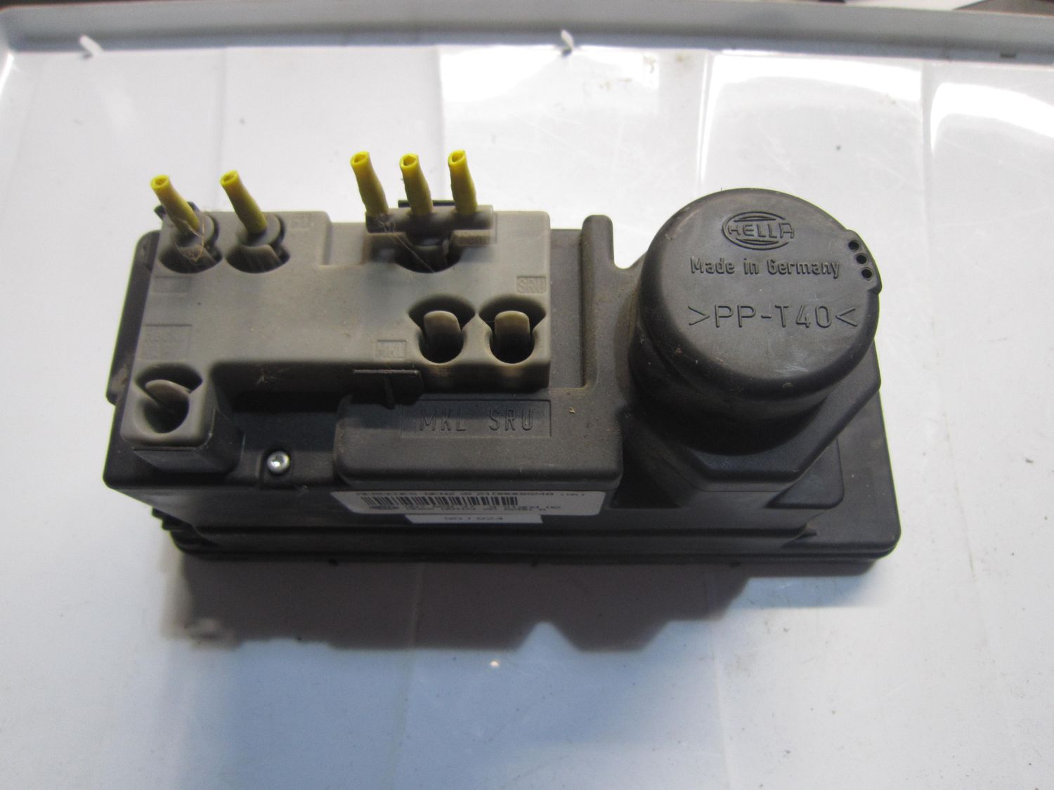 90-924 Pompa Chiusura Centralizzata Hella Kg 007 828-37 00782837 2108002248    MERCEDES  CLASSE E