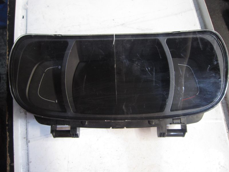 40-578 Quadro Strumenti / Contachilometri Renault SENZA   ETICHETTA AUTOMATICA   RENAULT Diesel Kadjar