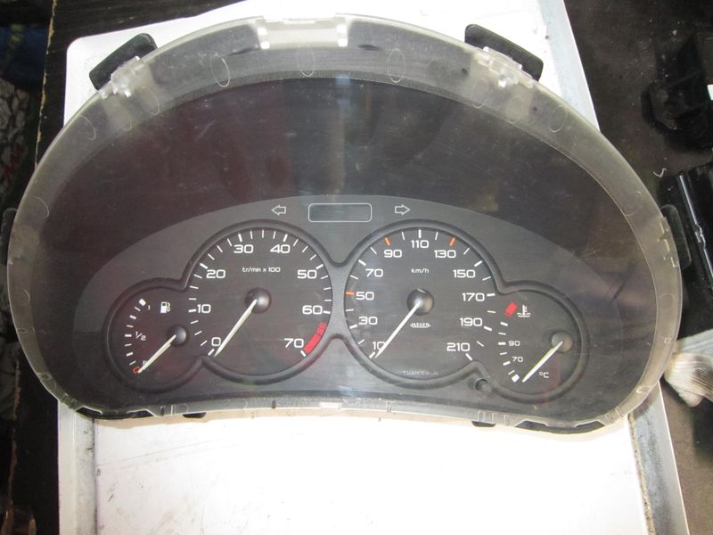 40-588 Quadro Strumenti / Contachilometri Jaeger 0903 196 2021 09031962021 96/349/611/80    PEUGEOT Benzina 206
